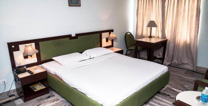 Hotel Park Plaza Maduráj Kültér fotó