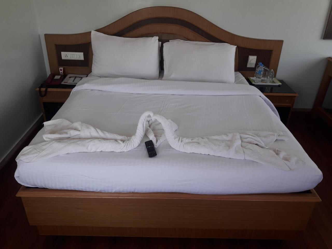 Hotel Park Plaza Maduráj Kültér fotó