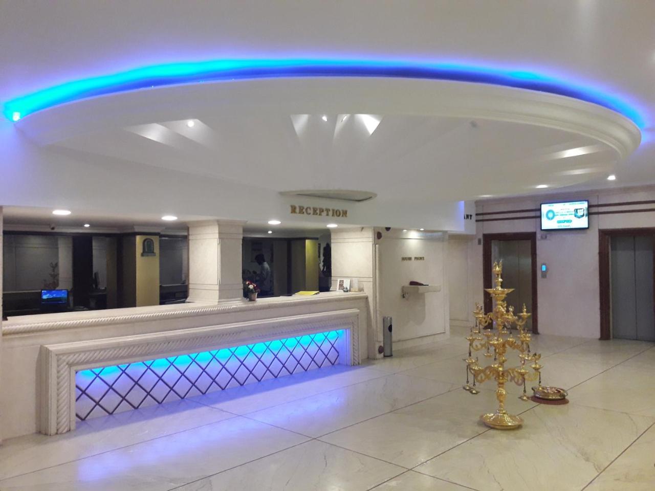 Hotel Park Plaza Maduráj Kültér fotó